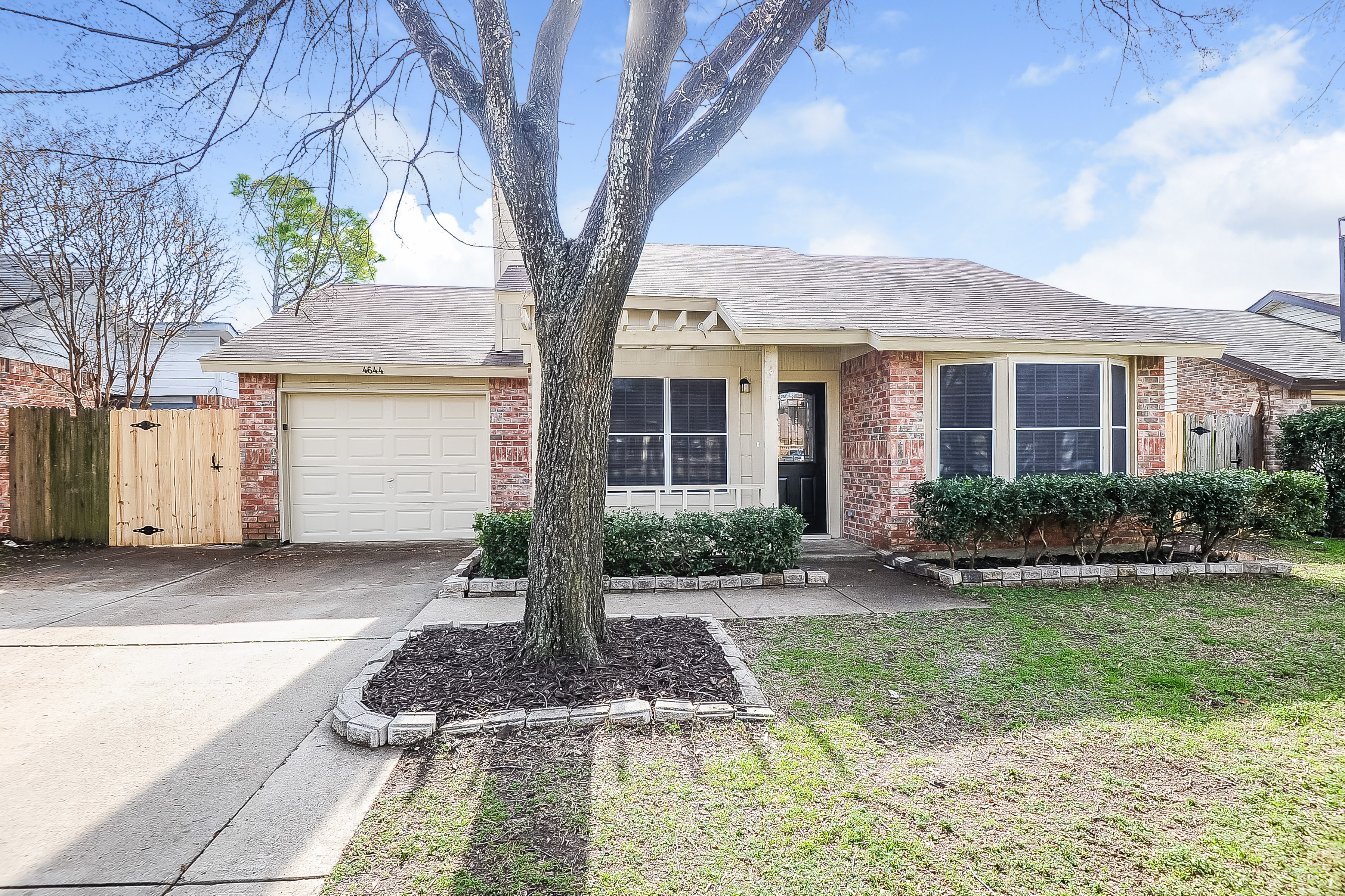 4644 Baytree Dr Fort Worth, TX 76137